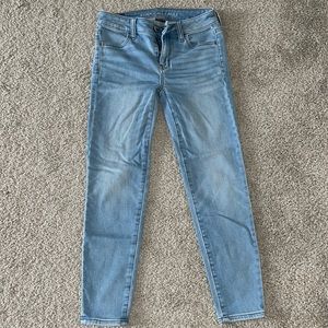 AMERICAN EAGLE X-SHORT JEANS